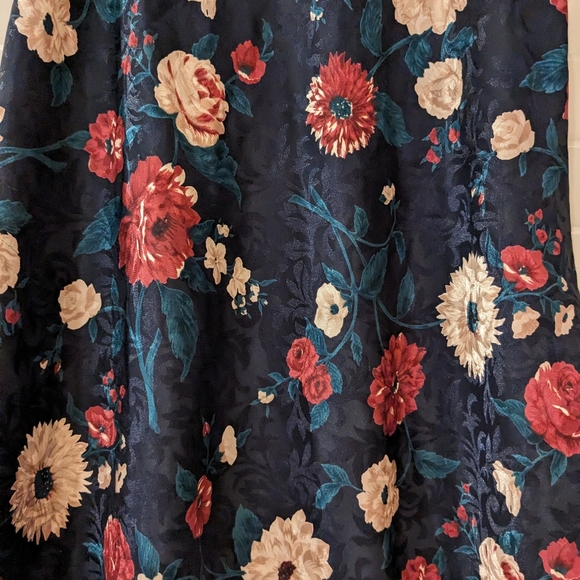 Vintage Silky Lingerie Cacique Slip Dress with Bows (Navy Floral, Size: Small) - Picture 4 of 7